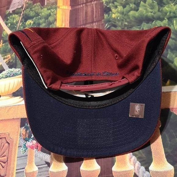 Cleveland Cavs Snapback Hat Mitchell & Ness‎ - Picture 5 of 7